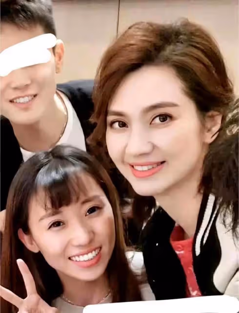 突發聲明!沒離婚,洪欣堅決維護張丹峰畢瀅,請你們仨繼續鎖死吧