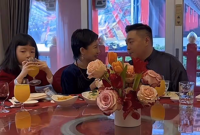 郝劭文曬婚紗照，本月15日將再辦一次婚禮，此前已在台灣宴請賓客