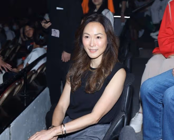 李克勤開演唱會收粉絲紅包,毫不客氣稱是美德!妻子帶倆兒子現身