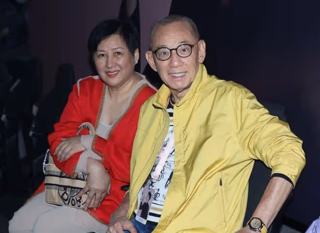 李克勤開演唱會收粉絲紅包,毫不客氣稱是美德!妻子帶倆兒子現身