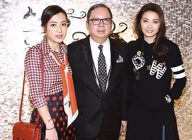 林建岳小24歲女友近況!15年仍嫁不進豪門,謝玲玲女主人地位穩固