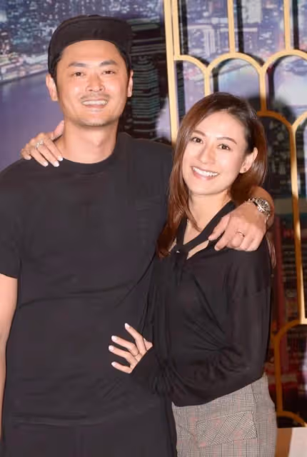 卸貨在即！港女星曬孕照上圍豐滿，懷孕路坎坷夫妻為此努力求診