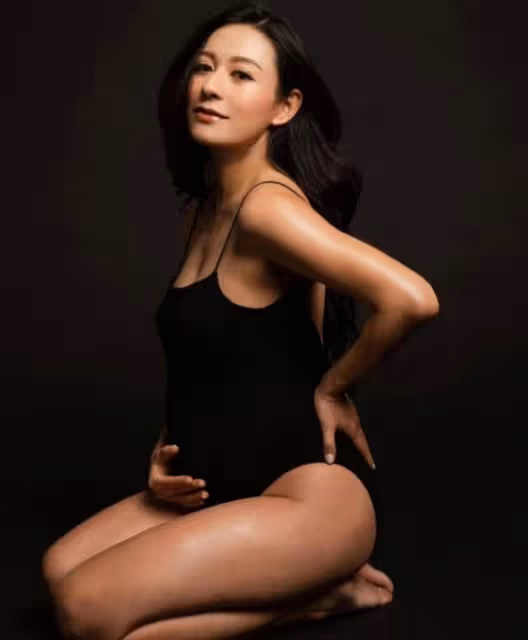 卸貨在即!港女星曬孕照上圍豐滿,懷孕路坎坷夫妻為此努力求診