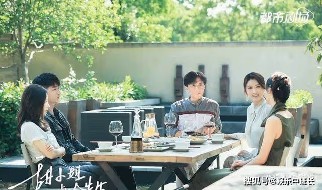 《甜小姐與冷先生》孟好恬洗澡意外漏出胎記，冷斯明瞬間變臉，是你