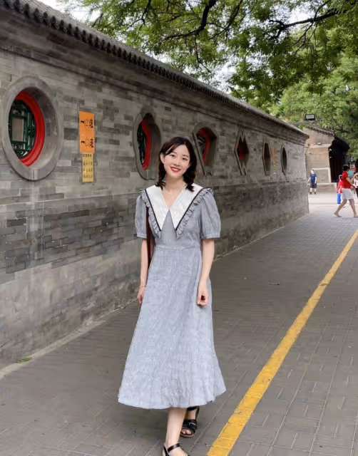 這才是氣質女人該有的穿搭，簡約大方，隨性舒適有格調，誰穿誰美