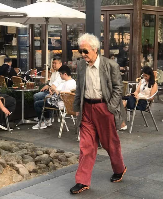 真正有品位的六七十歲男人，出門一不穿花、二不戴金，到老都時髦