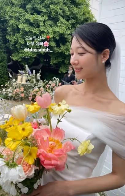 韓女星與圈外男友結婚,8位女愛豆當伴娘,網友:伴娘團顏值太高