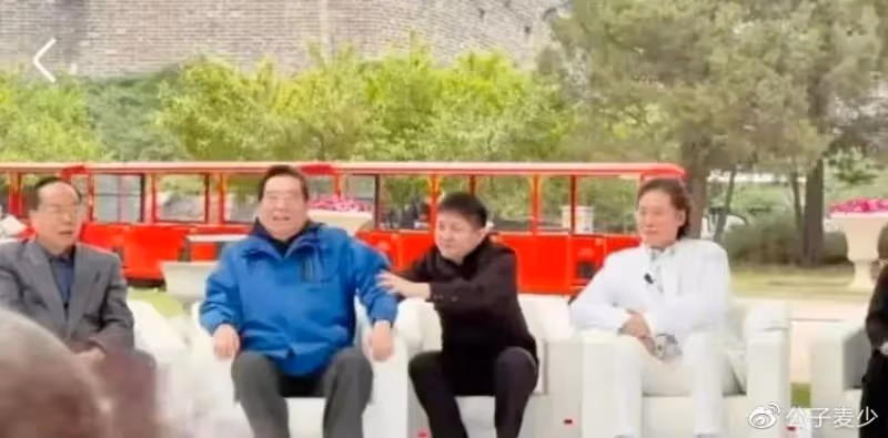曝李天一赴美不歸!老友楊洪基揭老底,84歲李雙江被攙扶接商演