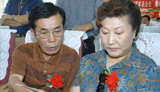 當年高秀敏意外猝死，何慶魁13年後披露真相：她撒謊把命搭進去了