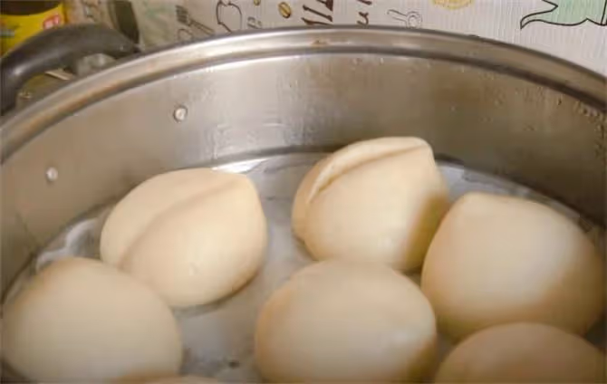 饅頭看著簡單蒸好卻很難，掌握這2個小技巧，保證個個光滑又鬆軟