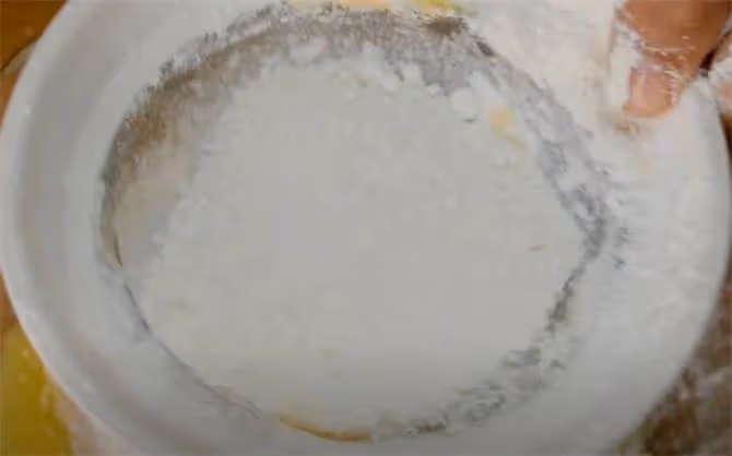 用玉米面自製粗糧餅乾,不餳面不發麵,酥香甜蜜,比桃酥好吃太多