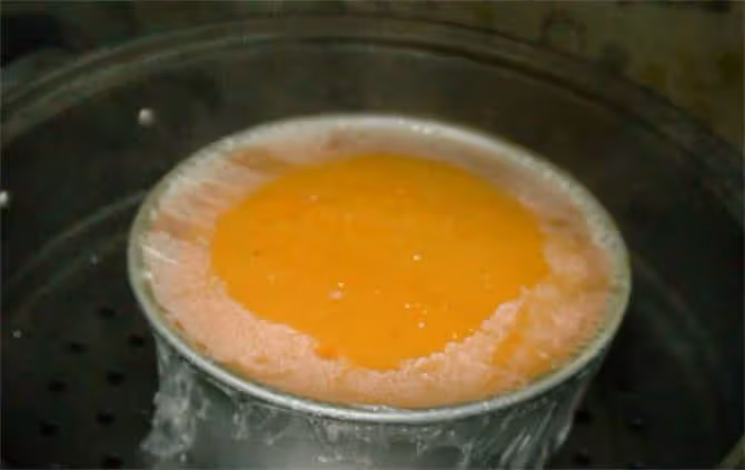 我家胡蘿蔔很少燉湯喝,加1碗麵粉做成發糕,鬆軟清甜比包子好吃