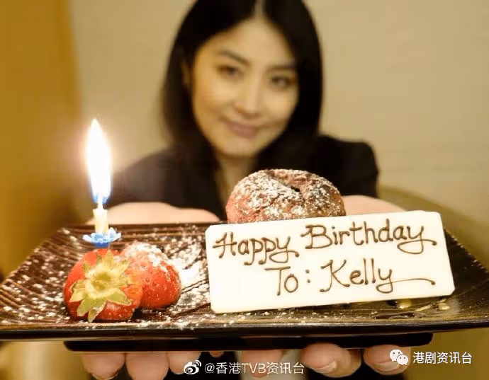 不老女神快閃台灣24小時驚艷台媒！與新一代台灣男神企埋似姊弟