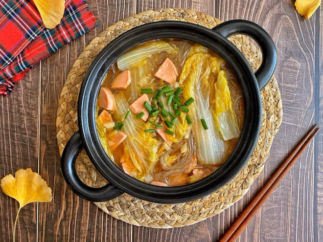 娃娃菜粉絲煲，低卡又鮮美