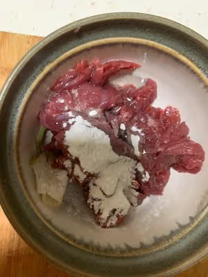 丈母娘吃了都夸的涼拌香菜牛肉