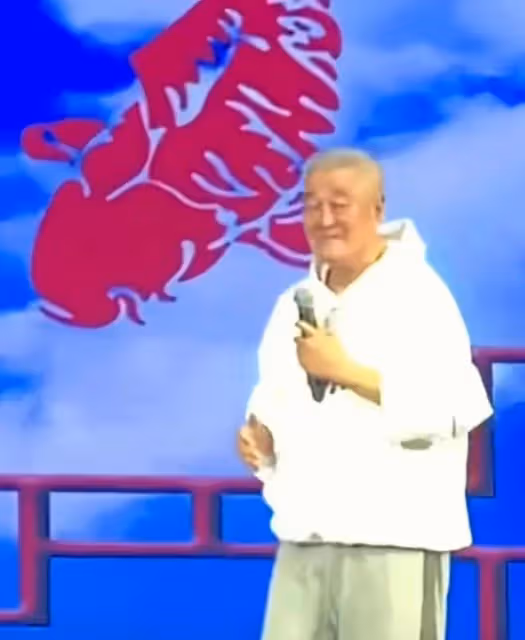趙四：舞台演出被女演員扇巴掌，二人轉表演風格，不適合所有場合