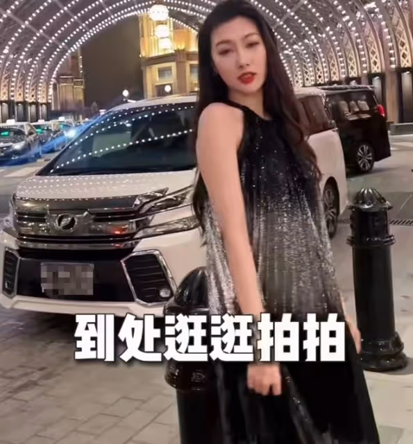 陳佩斯妹妹澳門過母親節!與女兒狂購奢侈品吃大餐,愛女已嫁豪門