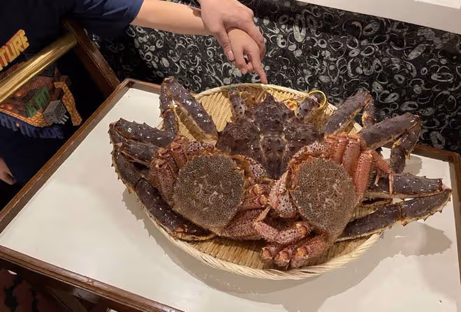汪小菲曬兒子慶生照,兒女正面出鏡像爸爸,姐弟倆悶悶不樂引爭議