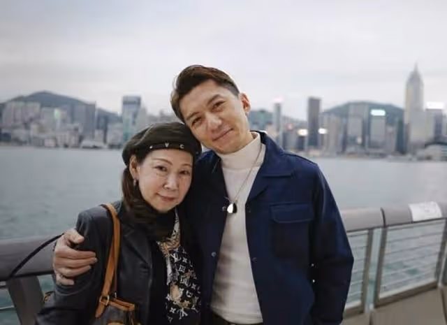 TVB眾星過母親節!視帝一家三口慶祝,實力配角三代同堂太幸福