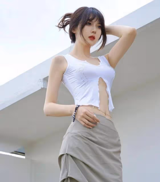 原來「低腰裙」穿對了這麼時髦！瞧今年潮人這樣搭，洋氣又高級