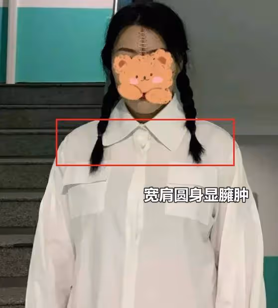 女人無論年紀多大，穿白襯衫都要記住這3點，時髦高級
