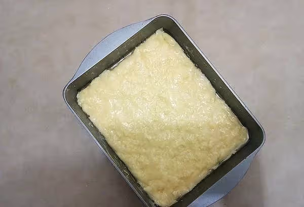 教你做創意小零食,1碗麵粉,2個雞蛋,鍋里一炸,比蛋糕都好吃~