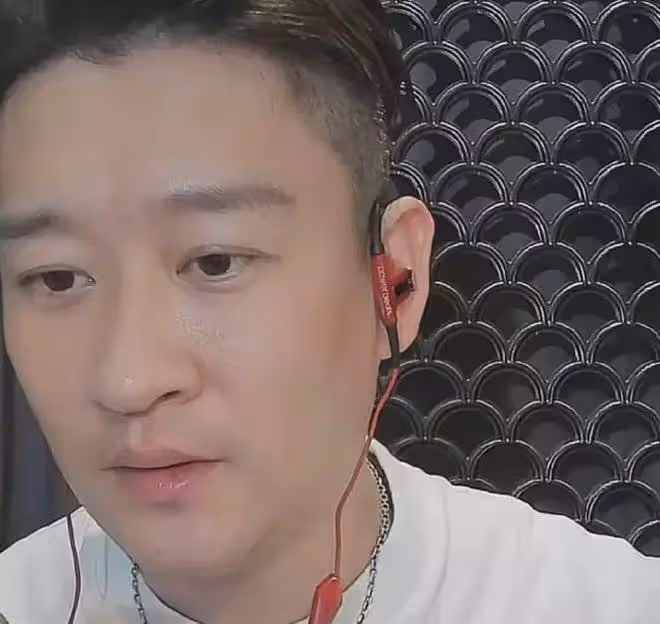 曹雲金:我不會唱張雲雷那些歌曲,因為那是「窯調」,我不願意唱