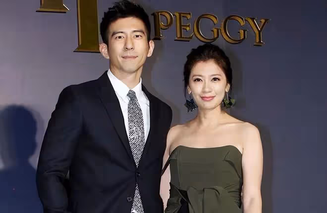 48歲賈靜雯被曝婚變,老公出軌「綠茶女星」,更多蛛絲馬跡被扒!