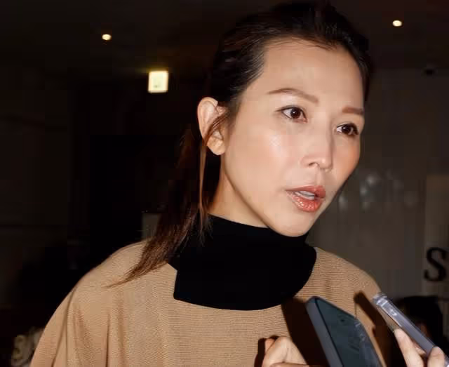 蔡少芬問朱珠:美依禮芽浪姐4後火了為何你還不紅?朱珠回復超搞笑