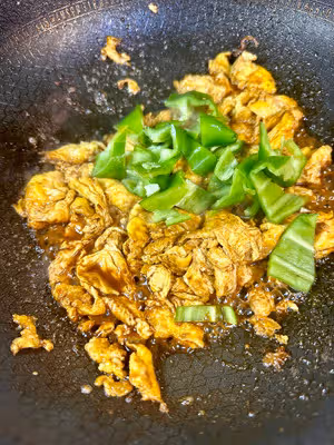 超級下飯的青椒炒雞蛋