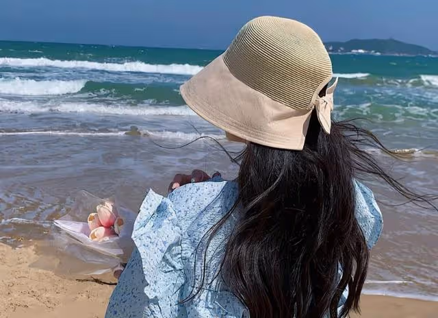 婆婆全家住著我提供的房子,讓她幫忙接孩子,她卻說一次收費50塊