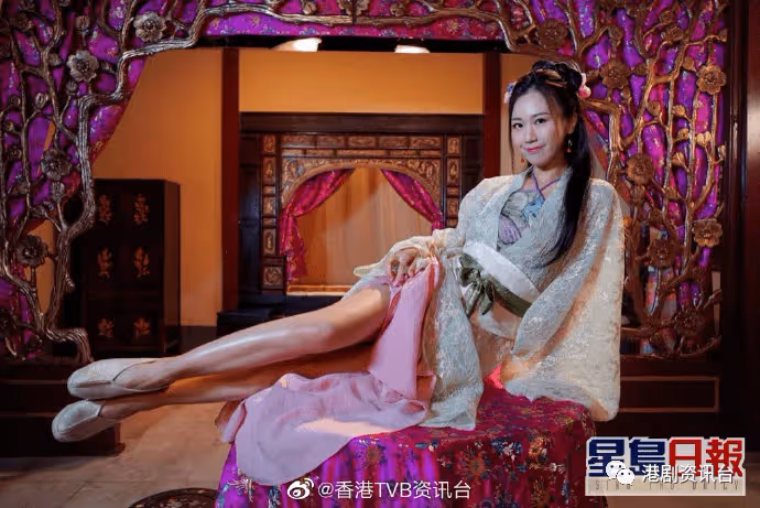 何沛珈曬學生妹Look念亡母!拍劇首日撞正母親離世超有洋蒽