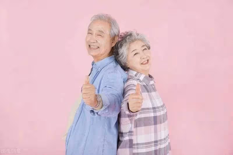 手裡有存款的老人要注意,我也是今天才知道,叮囑家人越早知道越好!