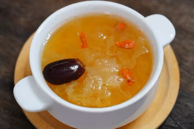 煮銀耳湯要想出膠,不用一直煮,記住2個訣竅,出膠又快又多
