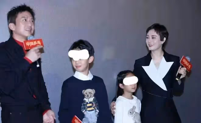 汪小菲和霍啟剛同時曬孩子正面照,霍啟剛被祝福,汪小菲卻被告了