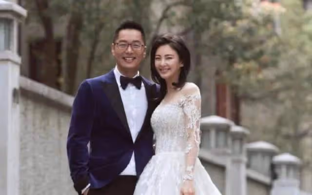 一天6個瓜:汪小菲被大S告了,朴樹疑患抑鬱症後報平安,都不容易