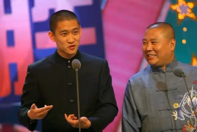 曹雲金事業翻紅,直播間開播點贊破1億,與郭德綱的關係再起爭議