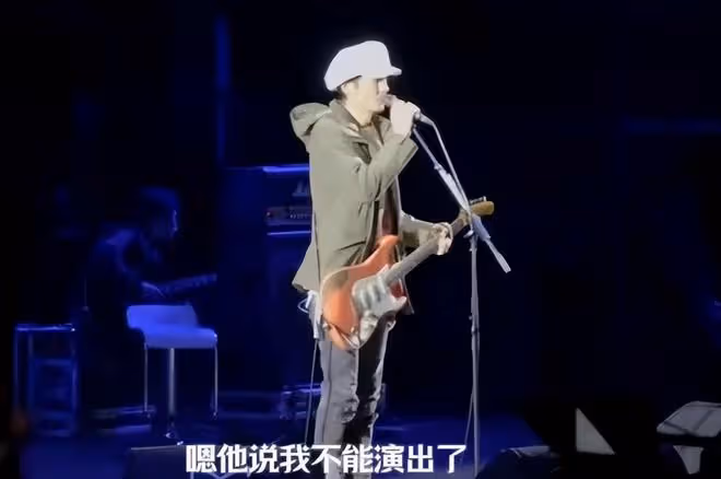 18場演出連軸轉的朴樹,與其說他為了錢,倒不如說向死而生