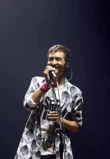 18場演出連軸轉的朴樹,與其說他為了錢,倒不如說向死而生