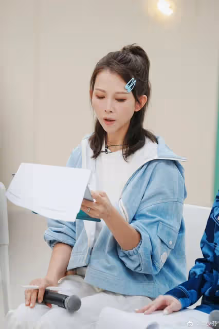 《乘風4》蔡少芬崩潰上一秒大哭...下一秒忙刷眼睫毛!嘆唱跳比生孩子辛苦!