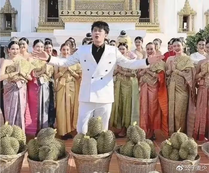 一人之力攪動全國榴槤市場,商家叫苦不迭,辛巴的行為值得提倡嗎?