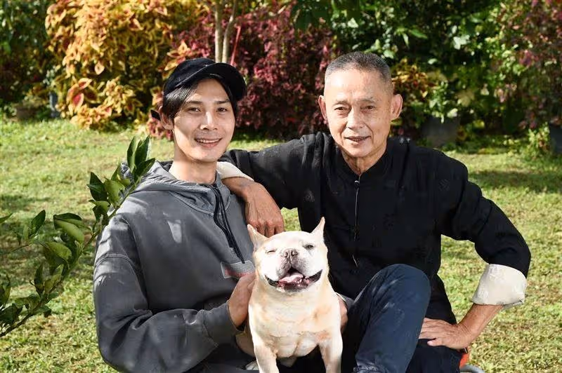 痛失10歲愛孫！67歲影帝「告別式上痛哭」 淚曝「頭七託夢遺願」目睹火化崩潰：火來了快跑