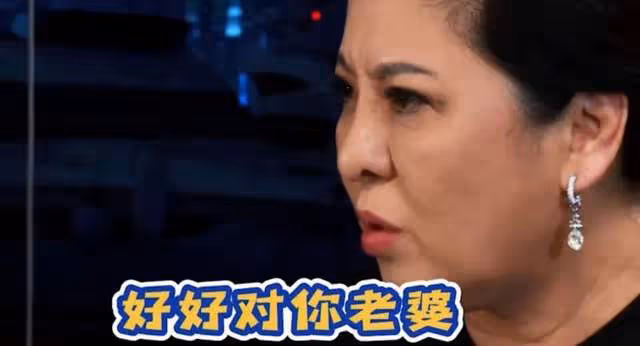 向佐徹底不裝了?深夜現身酒吧被5位美女圍繞,喝酒就能加其好友