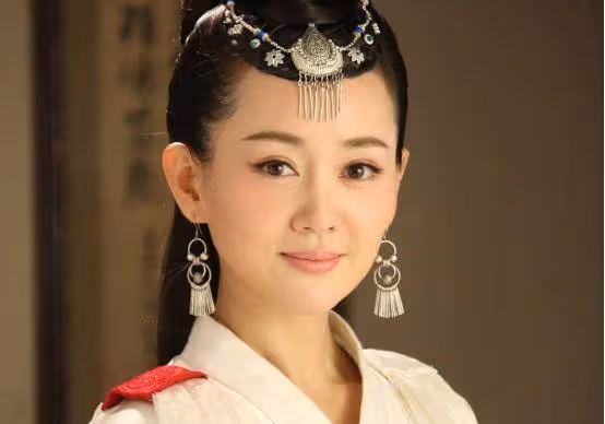 認識3天就閃婚,老公比自己大十多歲,今一家生活幸福惹人羨!