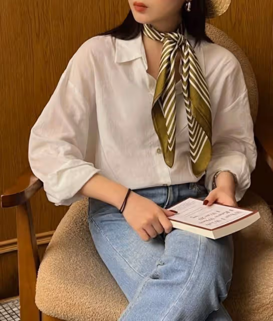 女人別總把「絲巾」當拍照道具，學楊采鈺這樣搭衣服，特洋氣高級