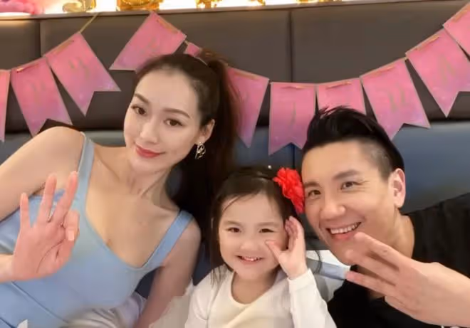 秦漢一家近況曝光！因幫兒子帶娃產生分歧，愛子當爸5年仍不婚
