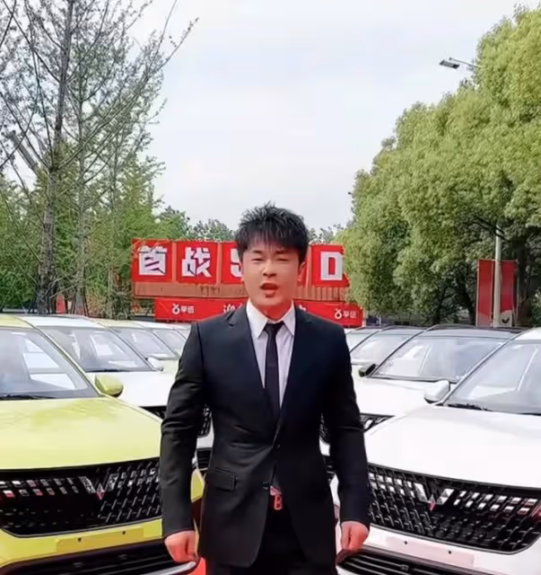 辛巴:挑戰抖音,發視頻表示單槍匹馬,6月18號當天挑戰整個平台