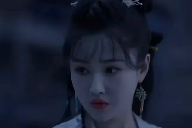 顏值不輸白鹿,長相神似某爽,於正力捧「關係戶」終於走紅