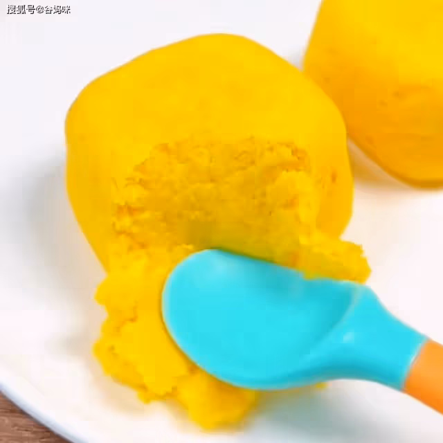 軟糯香甜,入口即化的蒸糕,沒牙寶寶也能吃!