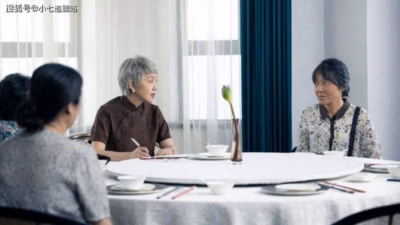 一口氣看完《外婆的新世界》,閆妮毀容式演技打了多少小鮮肉的臉